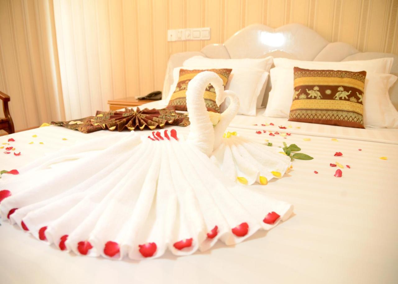 Royal Naung Yoe Hotel Mandalay Exterior foto