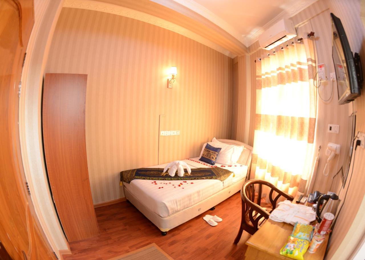 Royal Naung Yoe Hotel Mandalay Exterior foto