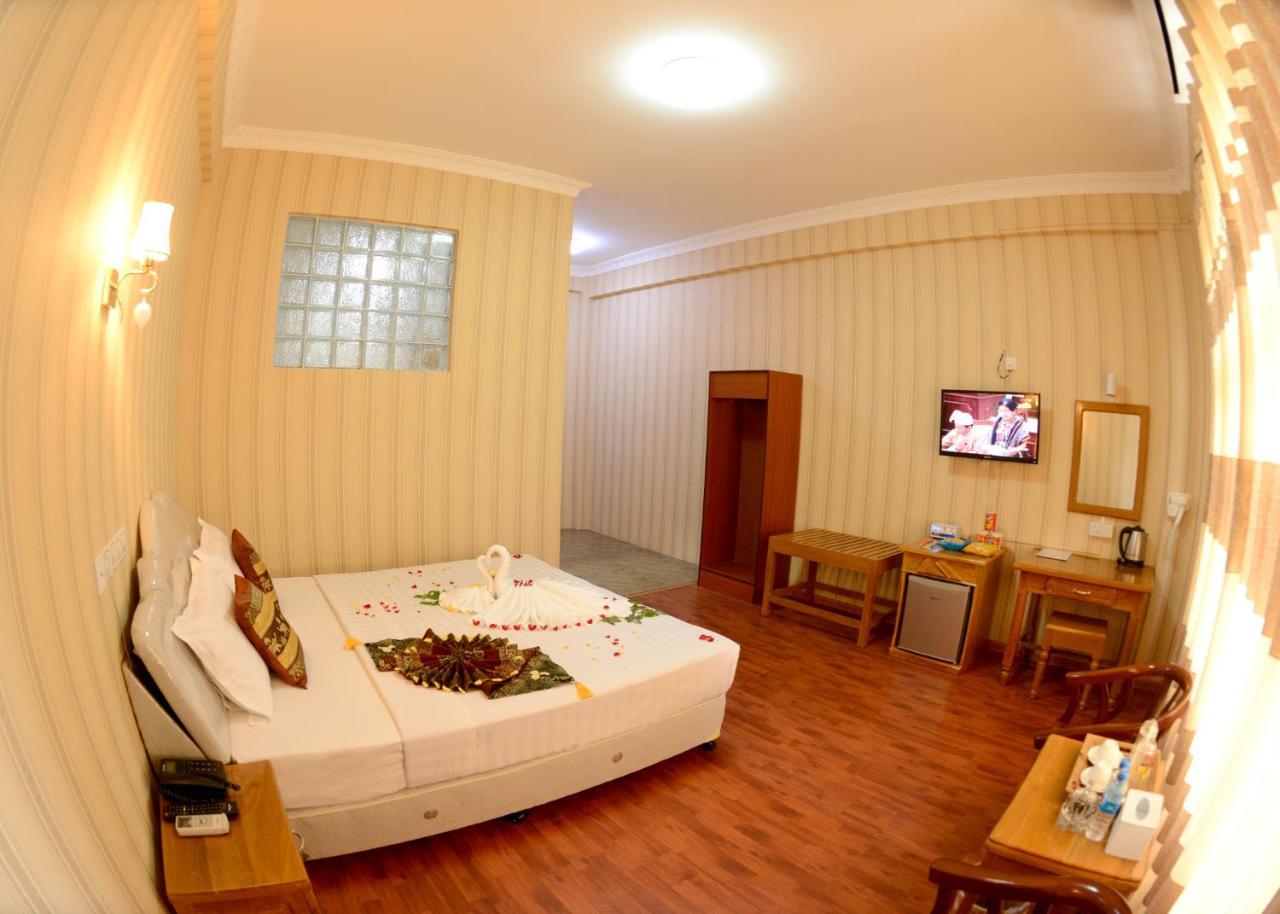 Royal Naung Yoe Hotel Mandalay Exterior foto